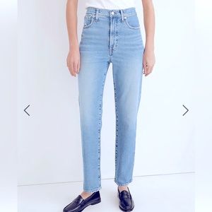Madewell Petite Perfect Vintage Straight Jean in Montville Wash